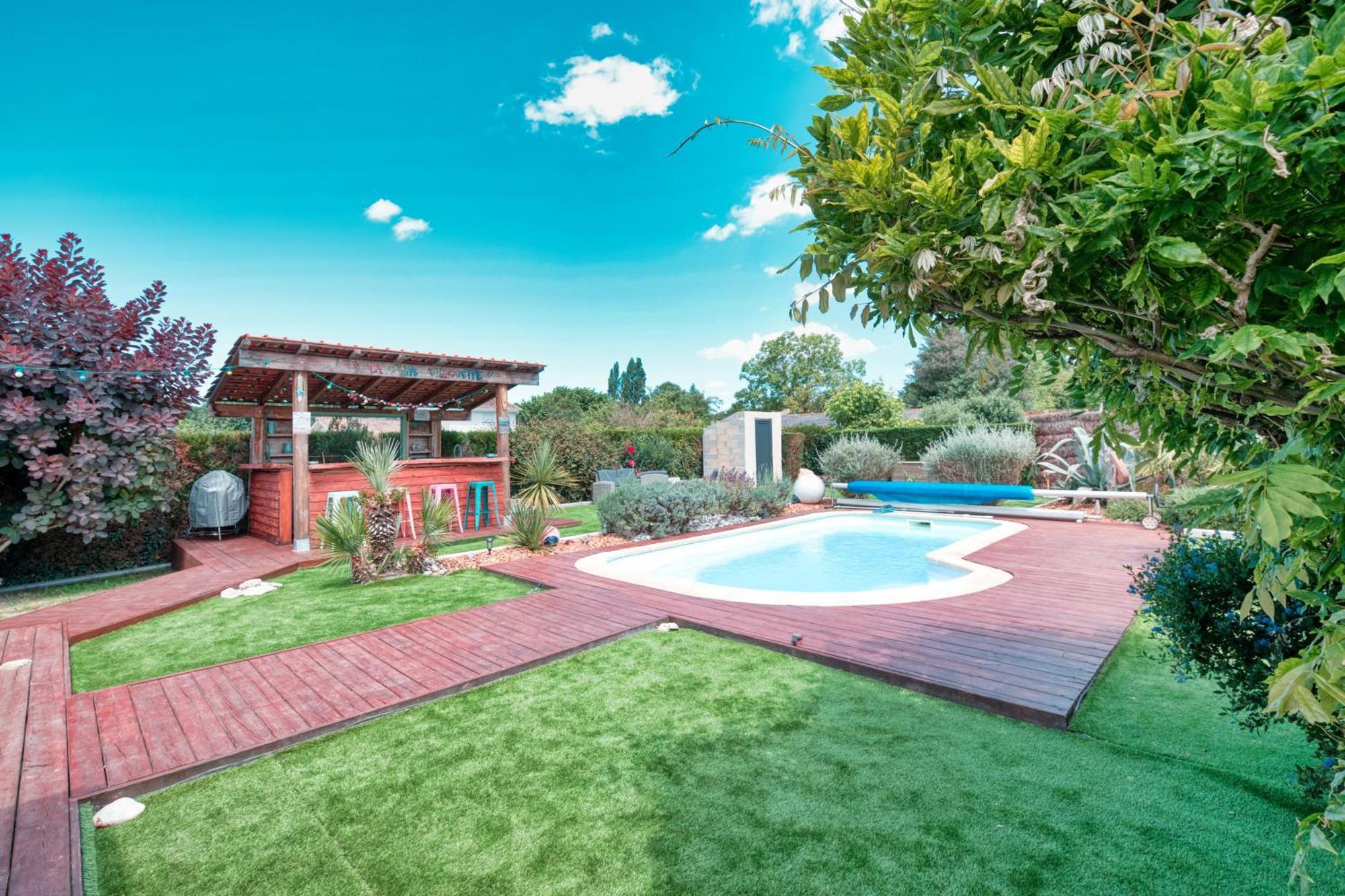 Villa La P'Tite Guinguette Salles  Luaran gambar